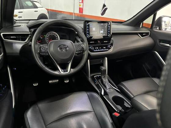 TOYOTA COROLLA CROSS 2.0 VVT-IE FLEX XRE DIRECT SHIFT TOYOTA COROLLA CROSS 2.0 VVT-IE FLEX XRE DIRECT SHIFT